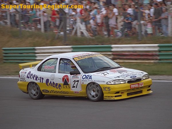Robb Gravett @ Brands Hatch, Aug 1995