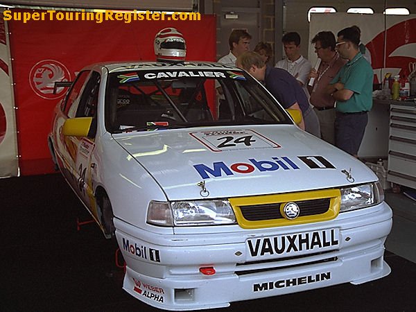 Mike Briggs @ Brands Hatch, Aug 1995