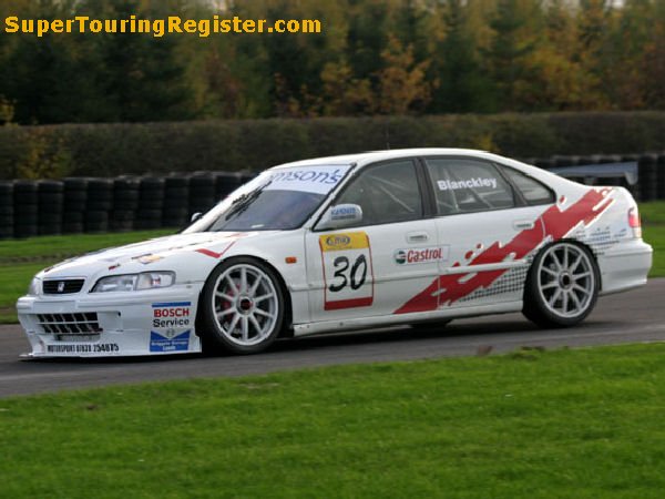 Simon Blanckley @ Croft, Nov 2005