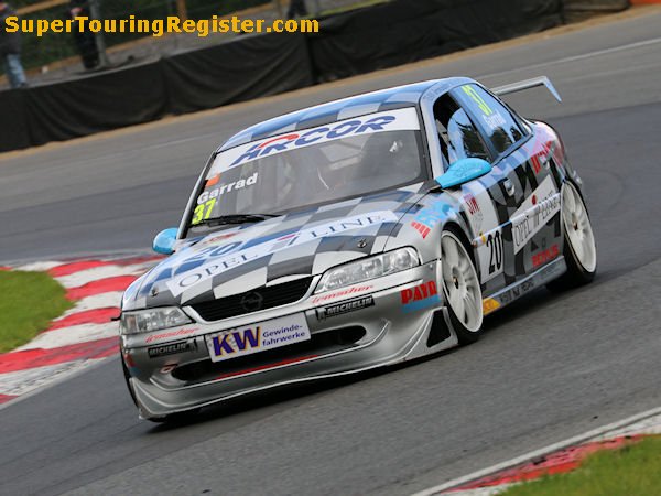 Simon Garrad, Brands Hatch, Jul 2016