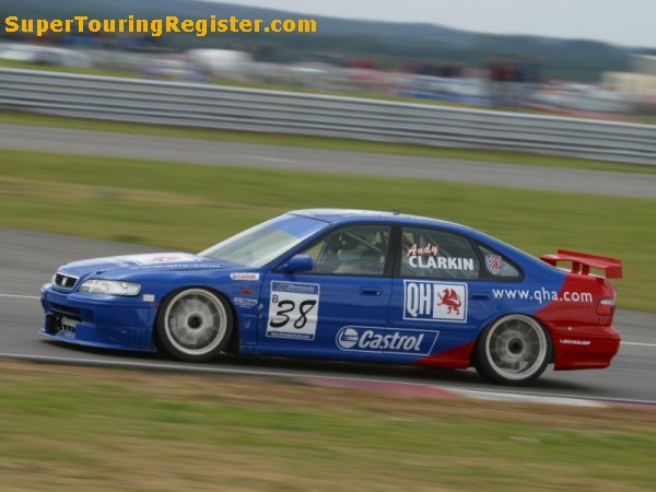 Andy Clarkin @ Snetterton, Jul 2004